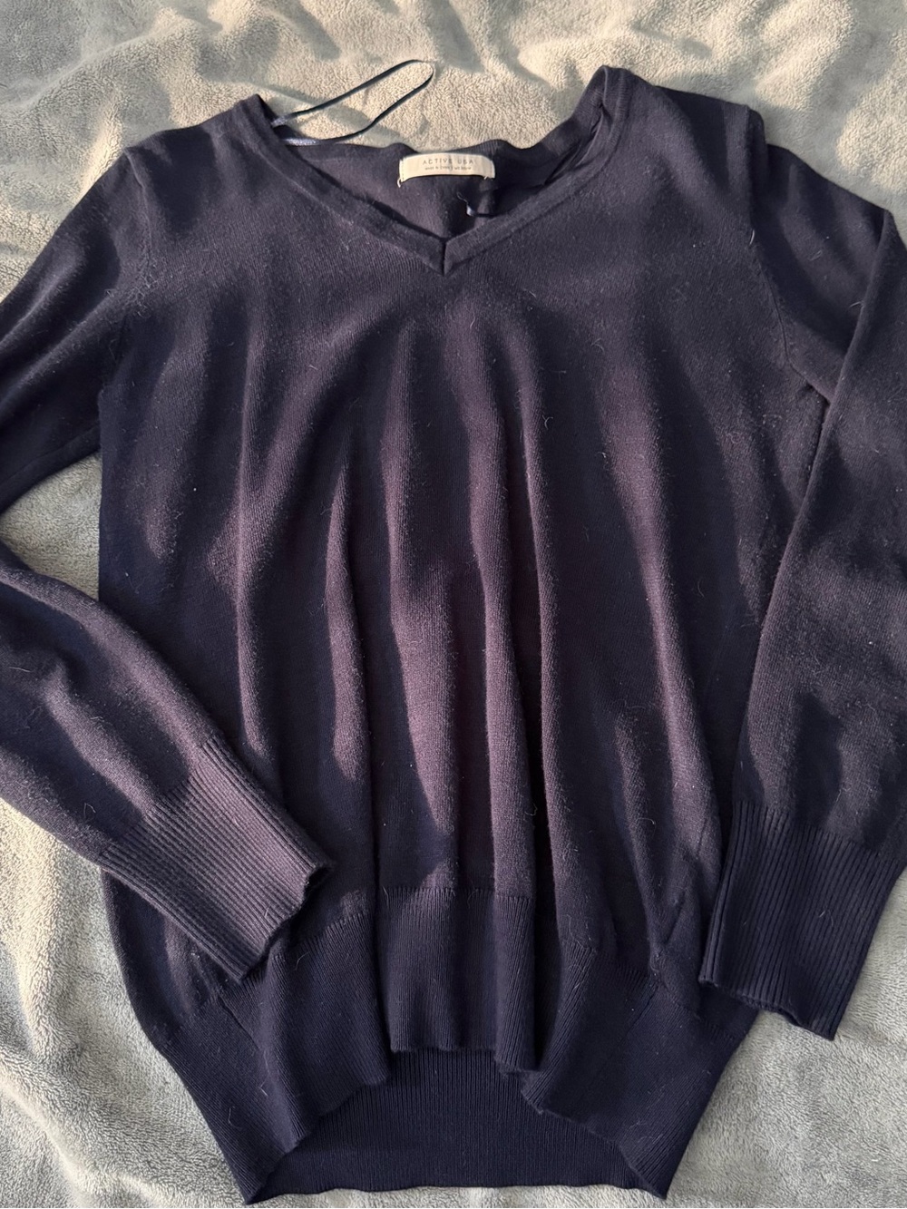 Women’s Navy V-Neck Sweater - Unbranded